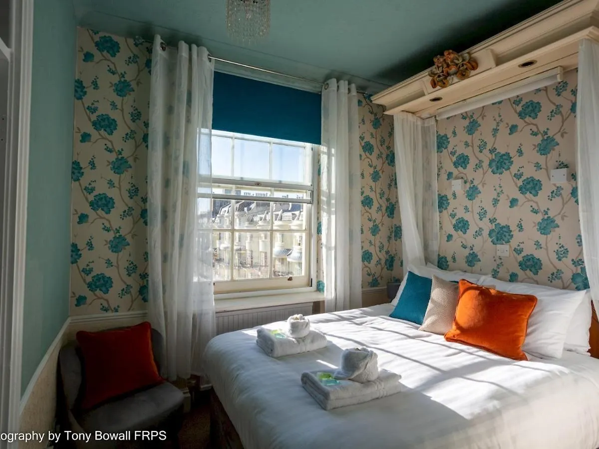 Pass The Keys The Sea View Sophia Suite Hove